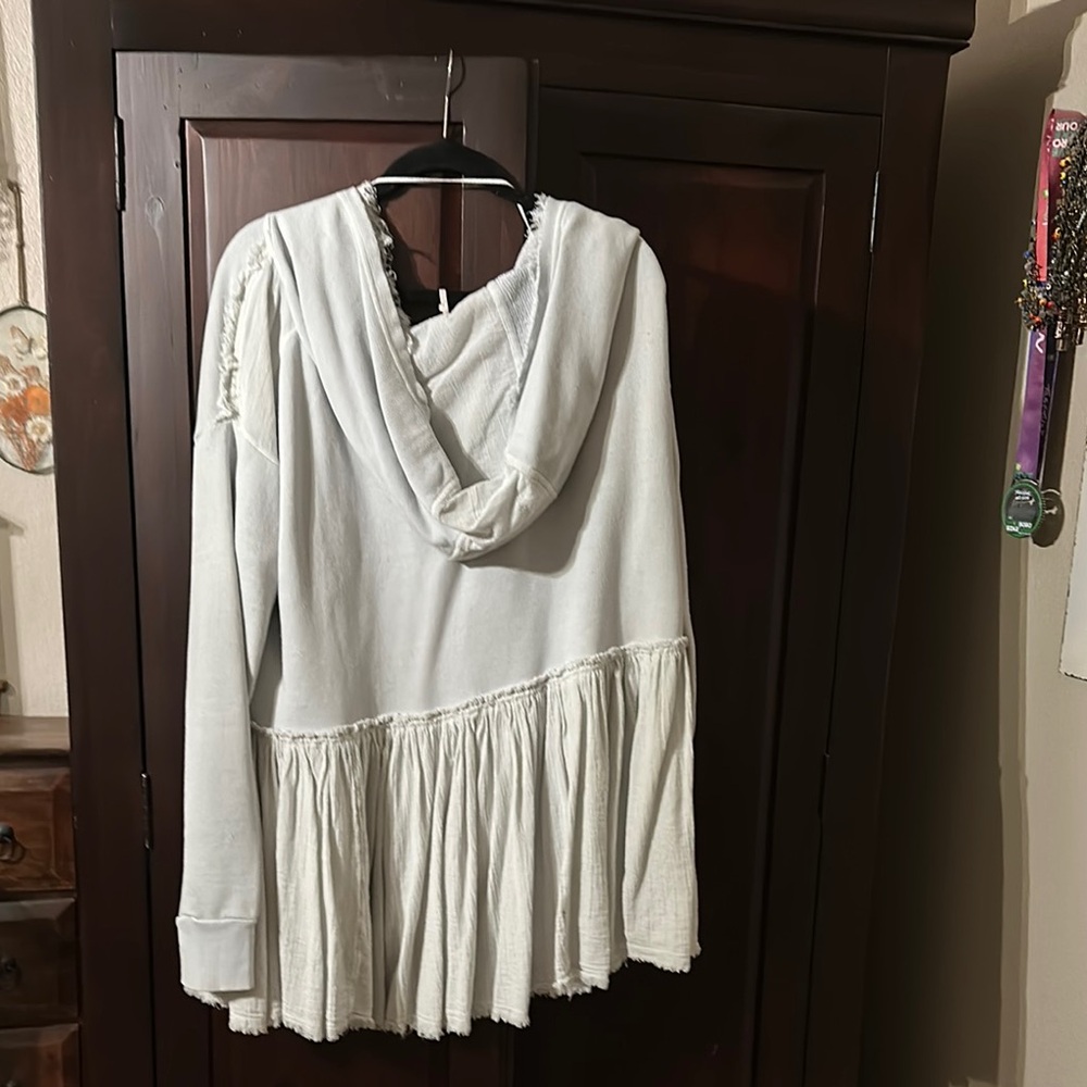 We The Free Cream Swim Coverup/ sweatshirt - Picture 3 of 3